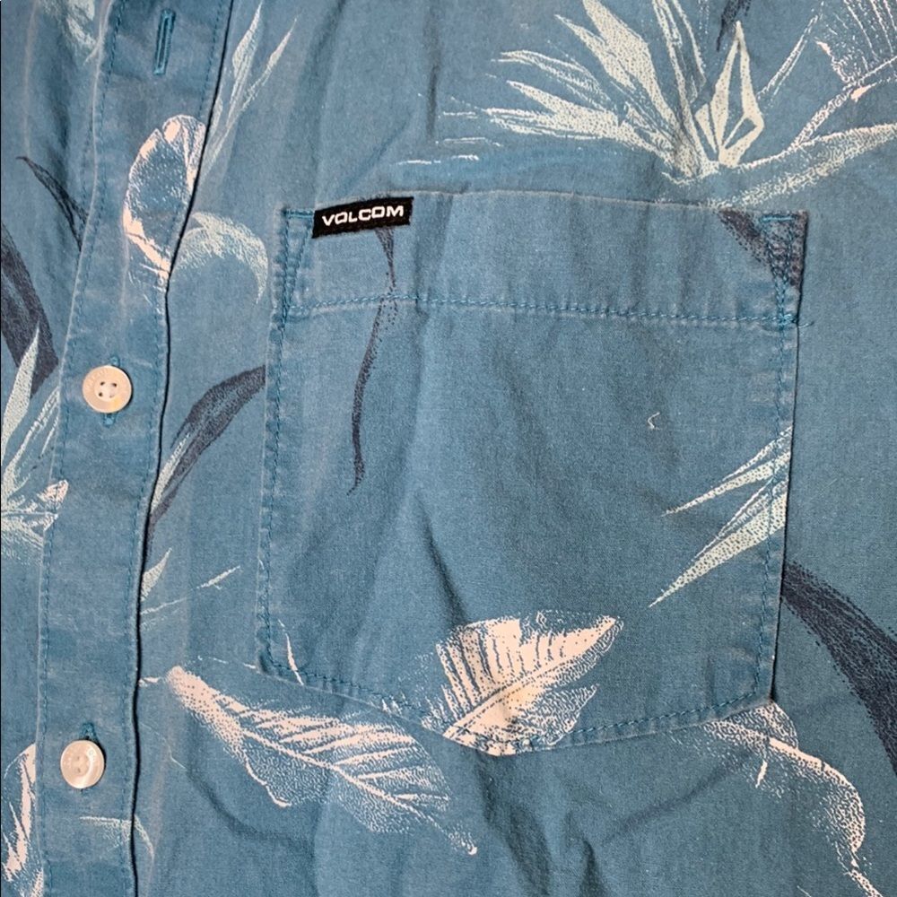 Volcom Blue Patterned Shirt - Picture 4 of 11